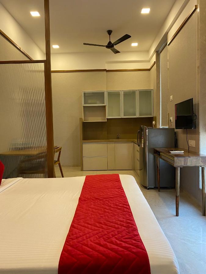 Theory9 Premium Service Apartments Khar Bombaim Exterior foto
