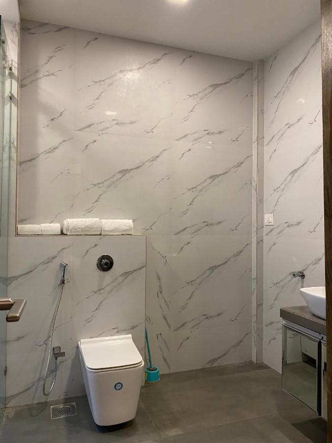 Theory9 Premium Service Apartments Khar Bombaim Exterior foto