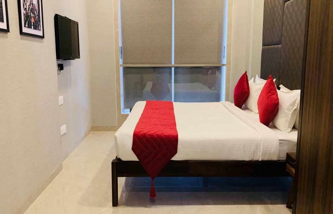 Theory9 Premium Service Apartments Khar Bombaim Exterior foto