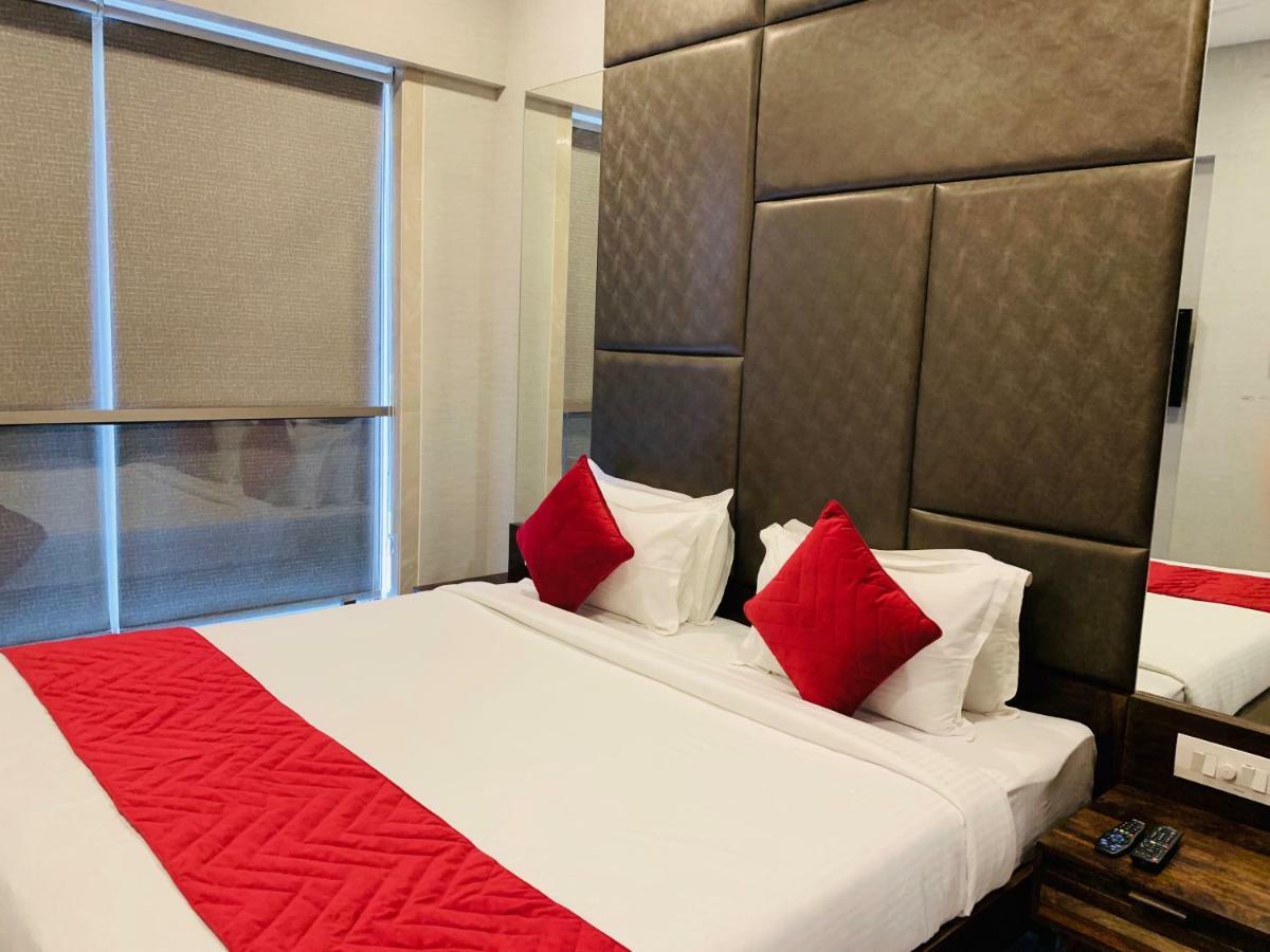 Theory9 Premium Service Apartments Khar Bombaim Exterior foto