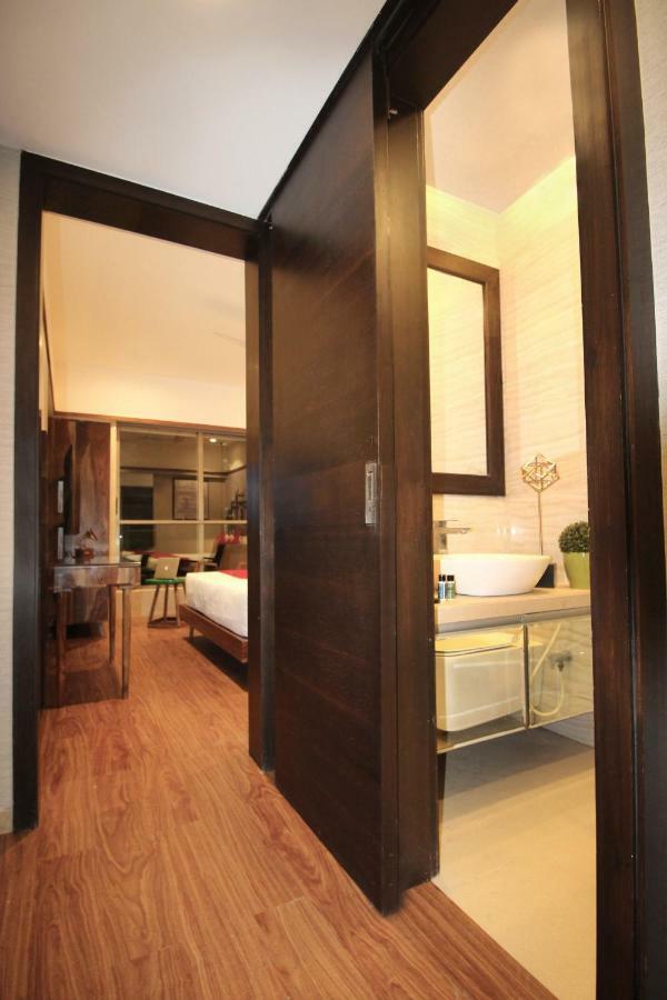 Theory9 Premium Service Apartments Khar Bombaim Exterior foto